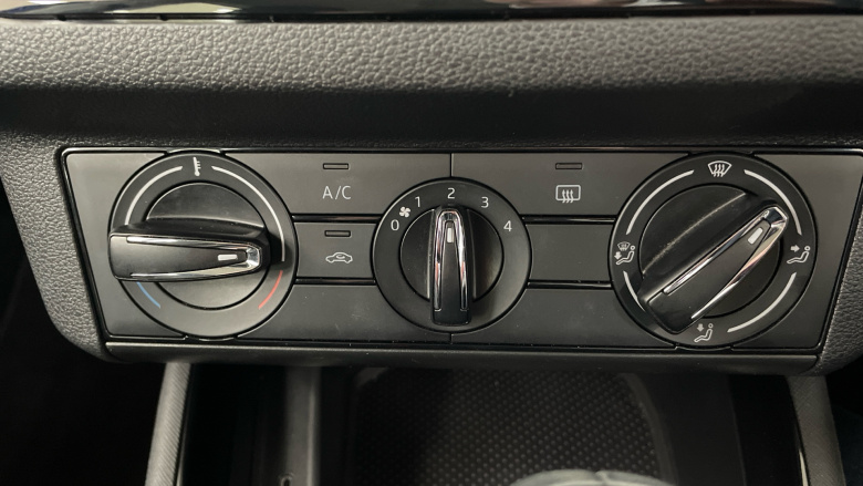 Skoda Kamiq 1.0 TSI 110 SE 5dr DSG Petrol Hatchback